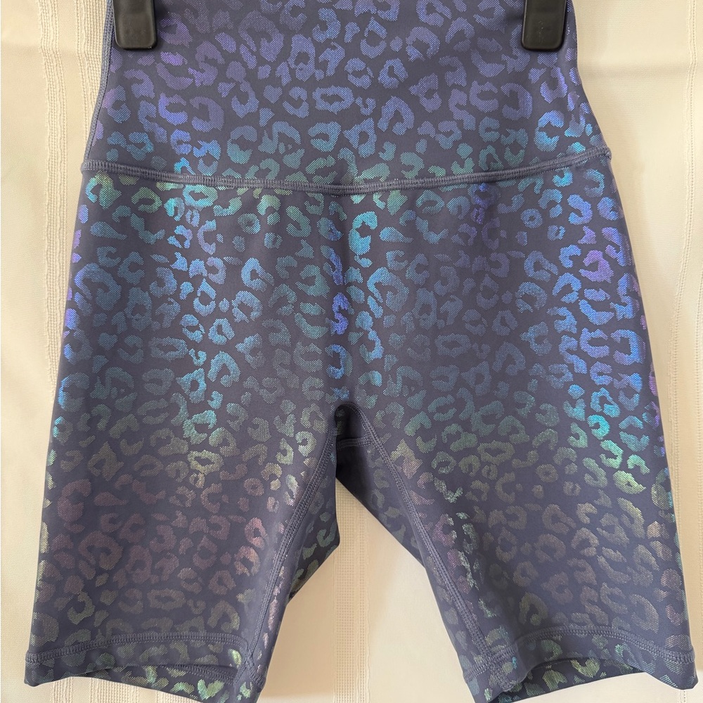 Zyia Active Rainbow Metallic Hustle Bike Shorts Size Small Activewear Yoga